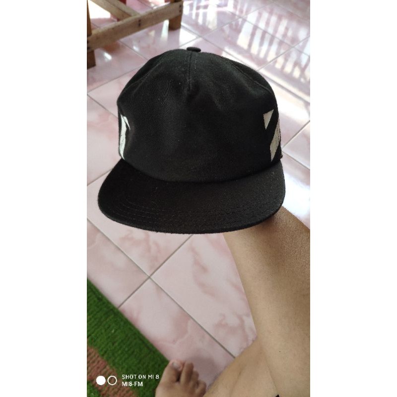 Topi Hat Snapback Offwhite Strip Original