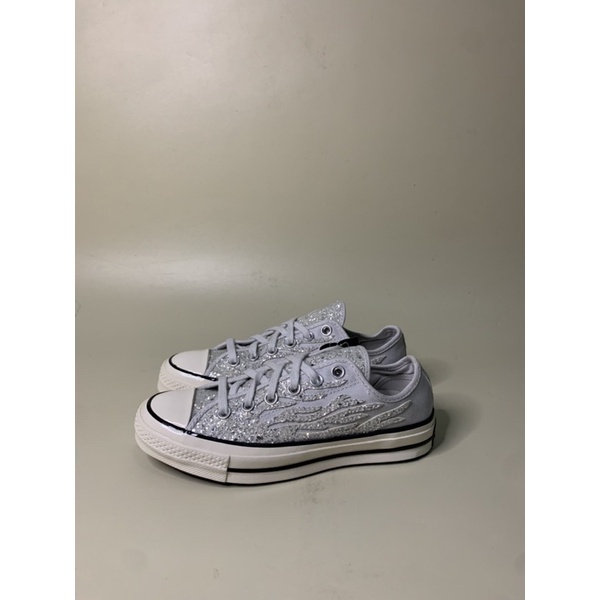 ox glitter converse