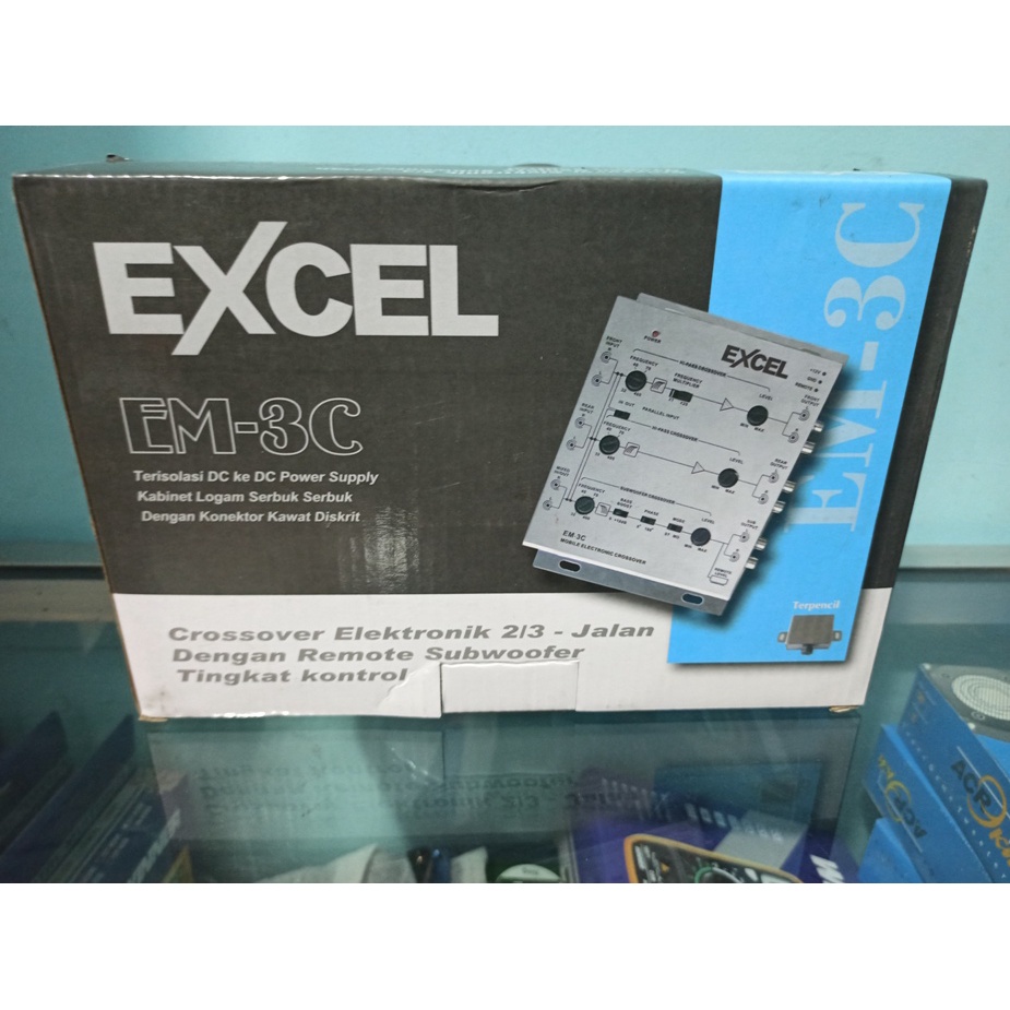 CROSSOVER 2/3WAY ELECTRONIC CROSSOVER mobil EXCEL + REMOTE