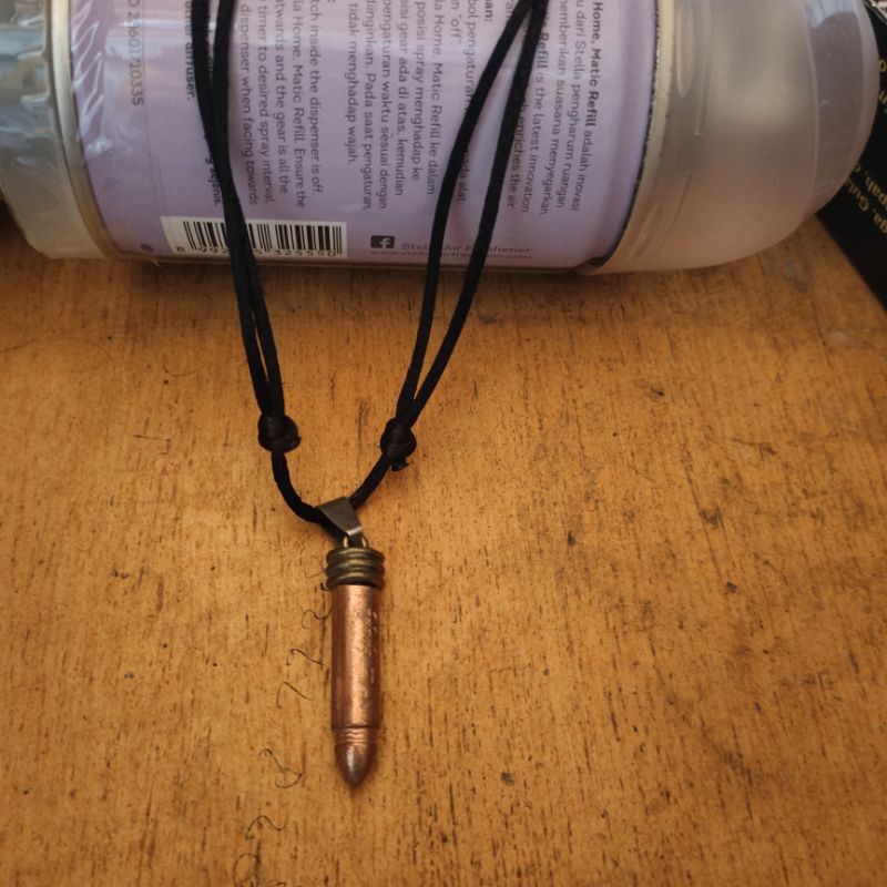 kalung tali bandul variasi / kalung cowok x garasi rebel distro / liontin peluru / kalung pendulum