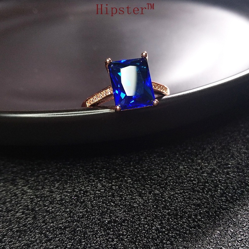 New Simple Fashion Luxury Domineering Inlaid Square Blue Crystal Ring