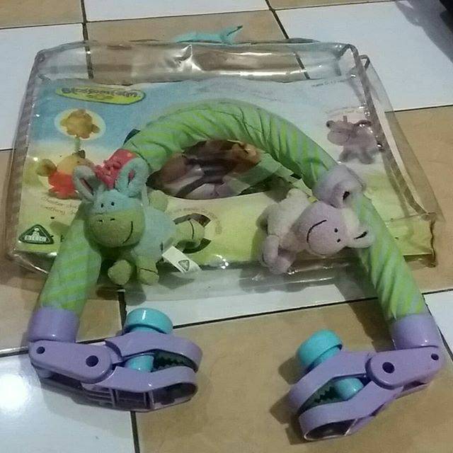 Mainan stroller mainan bayi preloved prelove bekas