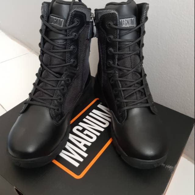 Sepatu PDL Magnum