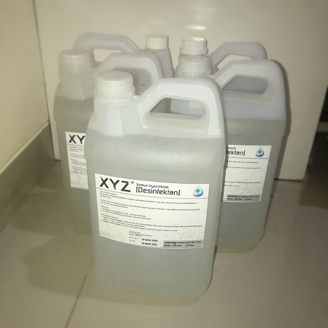 Cairan Desinfektan XYZ