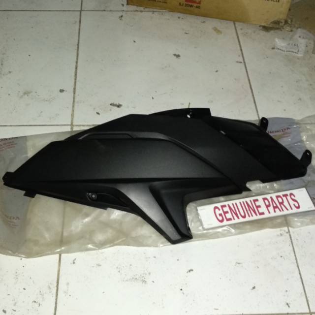 Cover Body Bawah Sambungan Body Kiri Cover Step Vario Techno 110 Lama 83620-KVB-N50 Ori Orginal Ahm