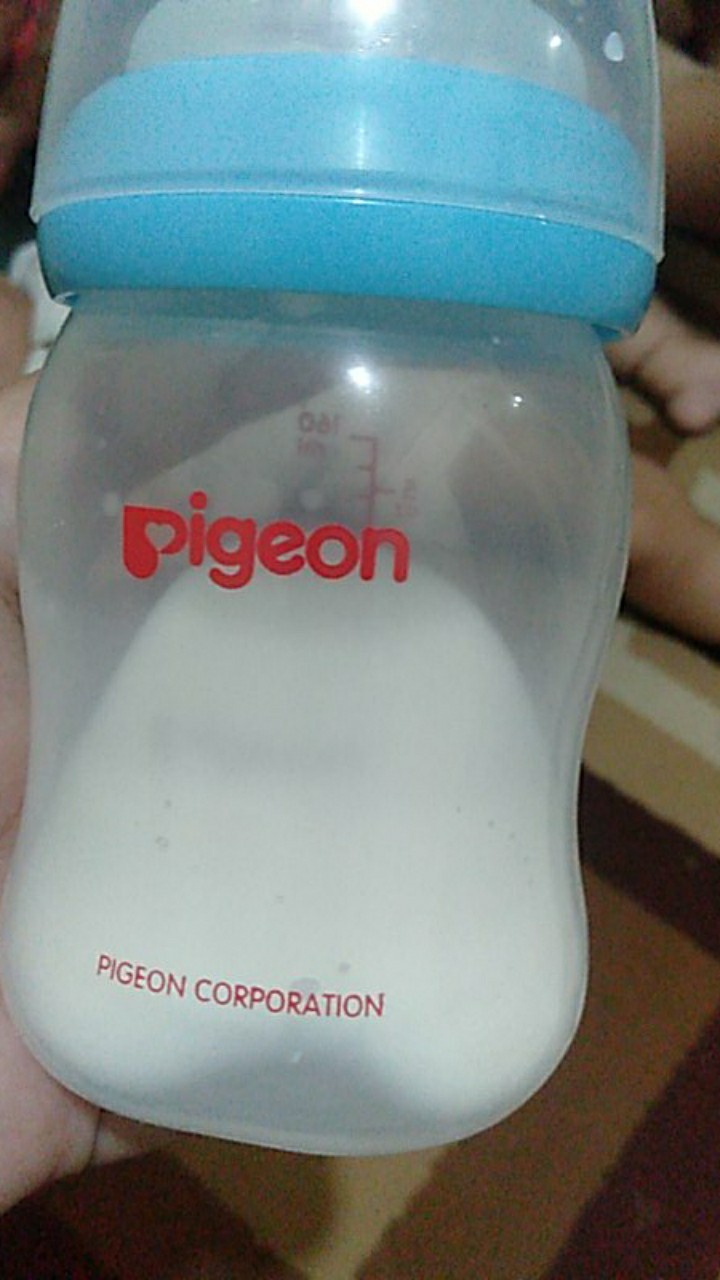 Botol Susu Pigeon Peristaltic Plus Soft Touch Wide Neck 160ml