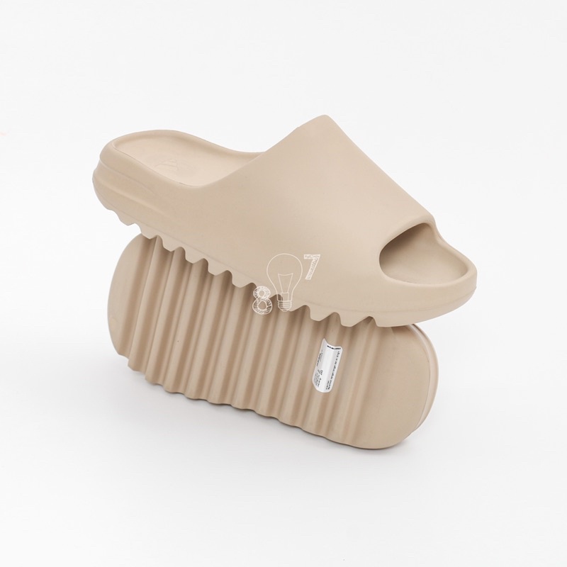 Yeezy Slides Pure