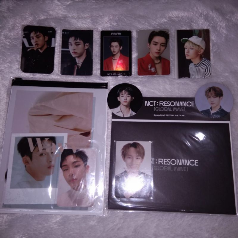[CLEARANCE SALE] READY STOCK PC WINWIN AR STICKER RESONANCE PHOTOPACK SG21 SG17 KICK BACK PHOTOFRAME