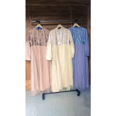 Gamis brukat kombinasi Tile dot