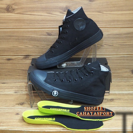 SEPATU CONVERSE ALL STAR HIGH CHUCK TAYLOR II CONVERS ALLSTAR TINGGI SEPATUCONVERSE UNDEFEATED