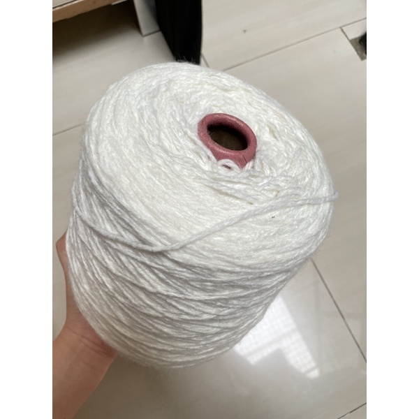 bulky wool white