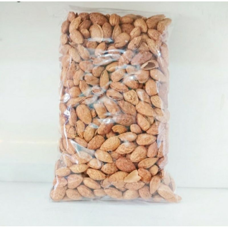 

Kacang Almond Manis 500gram