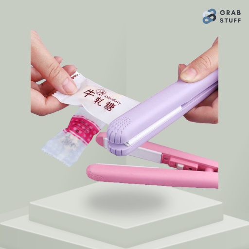 Sealer Plastik Mini Hand Heat Sealing Machine 20W / Perekat Plastik Bungkus Snack Alat Sealer Plastik Kuat Daya Listrik / Penutup Bungkus Plastik Portable / Plastic Hand Sealer Korea Murah Berkualitas / Heat Sealer / Baran Unik Murah Lucu Peralatan Dapur