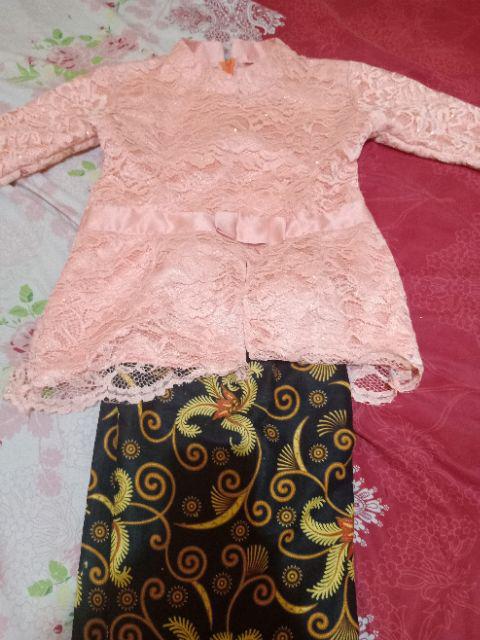  Kebaya  Wisuda  Kebaya  pesta kebaya  muslim Jahit  dulu 