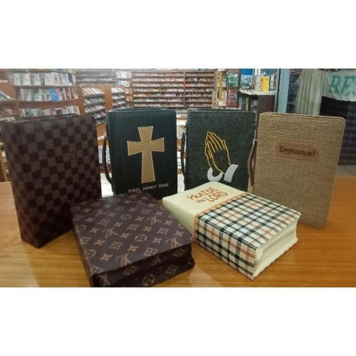 Baru Sampul Bibel dohot Ende Suplemen dan Alkitab Besar Kidung Jemaat