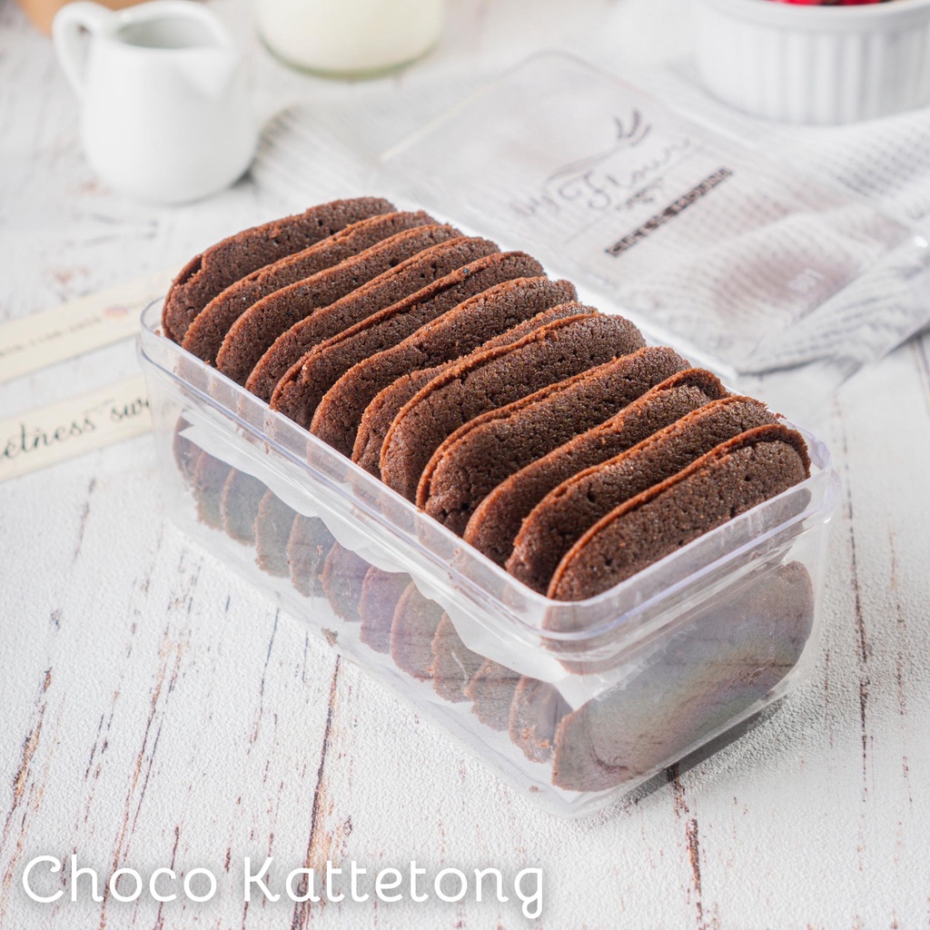 

By Flour Choco Cat's Tongue Cookies Premium / Kue Kering / Kue Lebaran / Lidah Kucing Cokelat