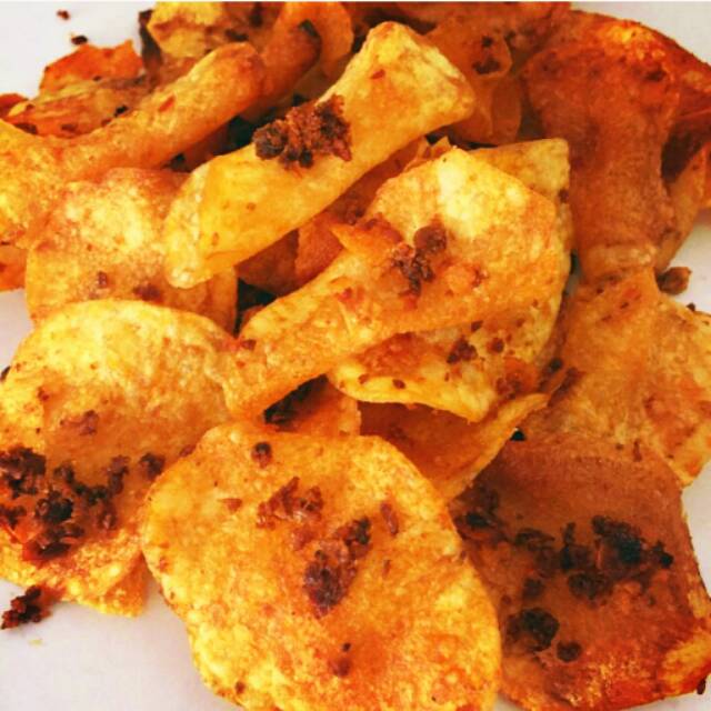

Kripik Kentang Asin Pedas Spicy Potato Chips LittLe Lala Snack home made dumai riau pekanbaru
