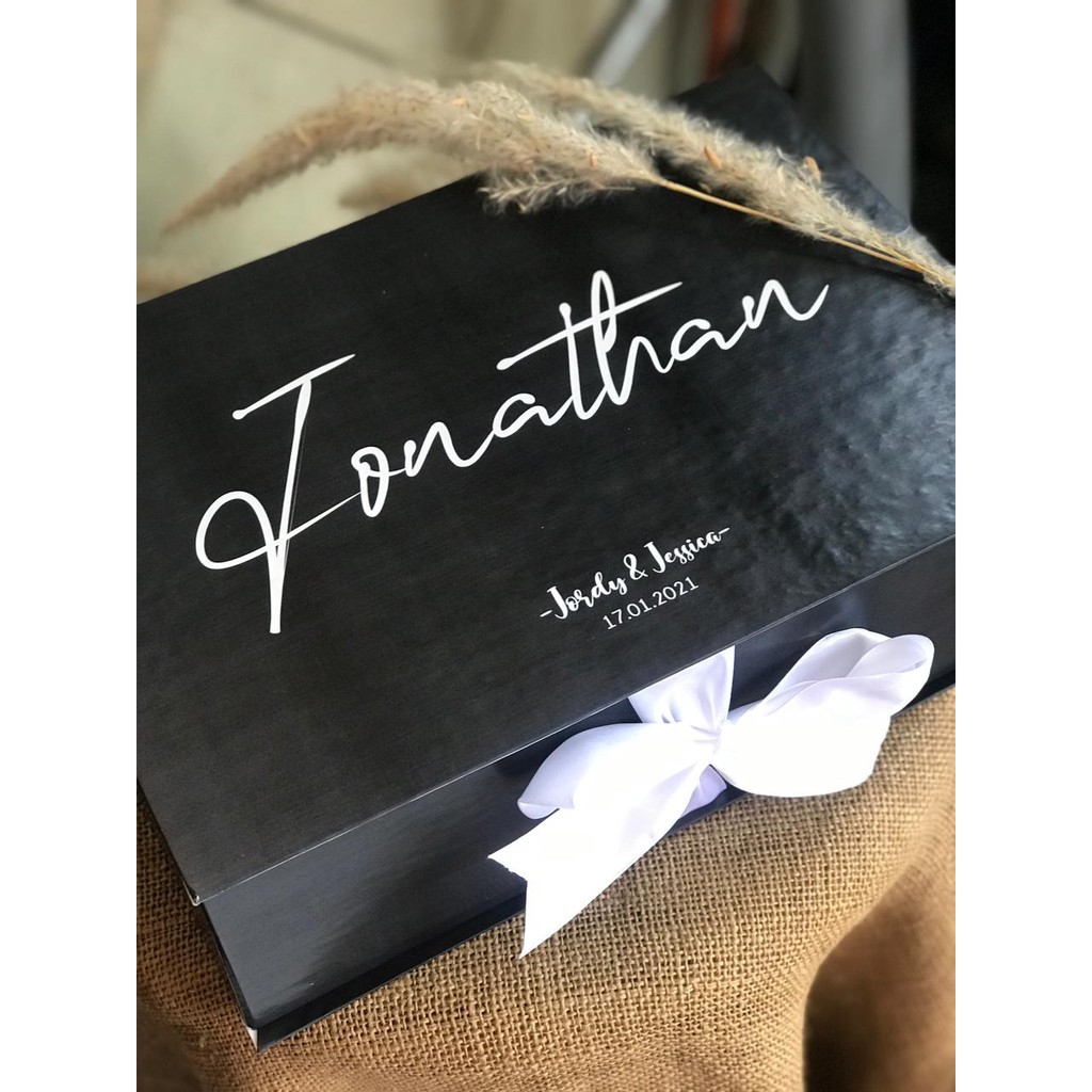 

Custom Box Hampers / Bridesmaid bahan hard karton