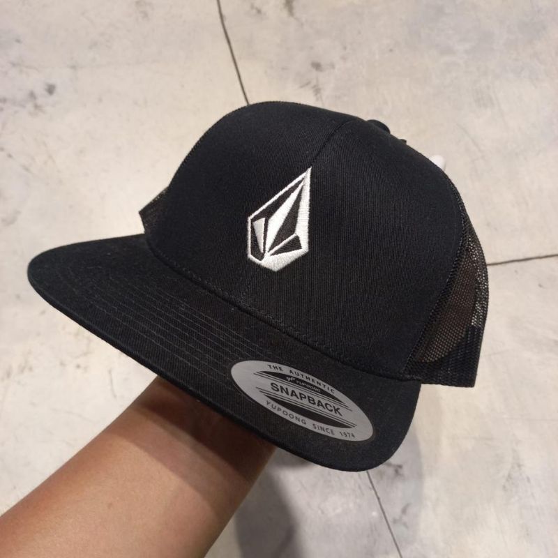 Topi Volcom Stone Trucker Hat Black