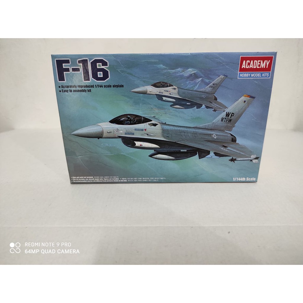 Mainan Rakitan ACADEMY 1/144 F-16 Fighting Falcon 12610