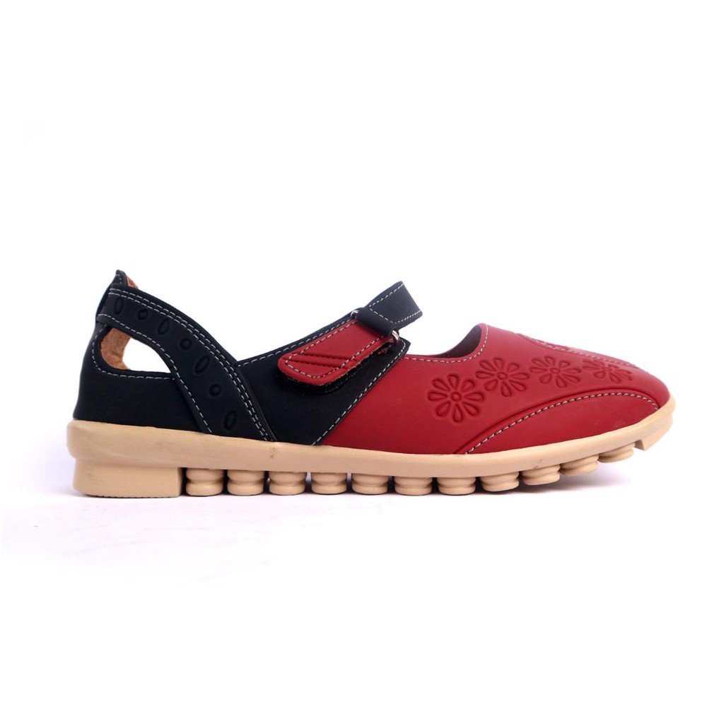 Yutaka Sepatu Flat Wanita J07 Hitam/Merah