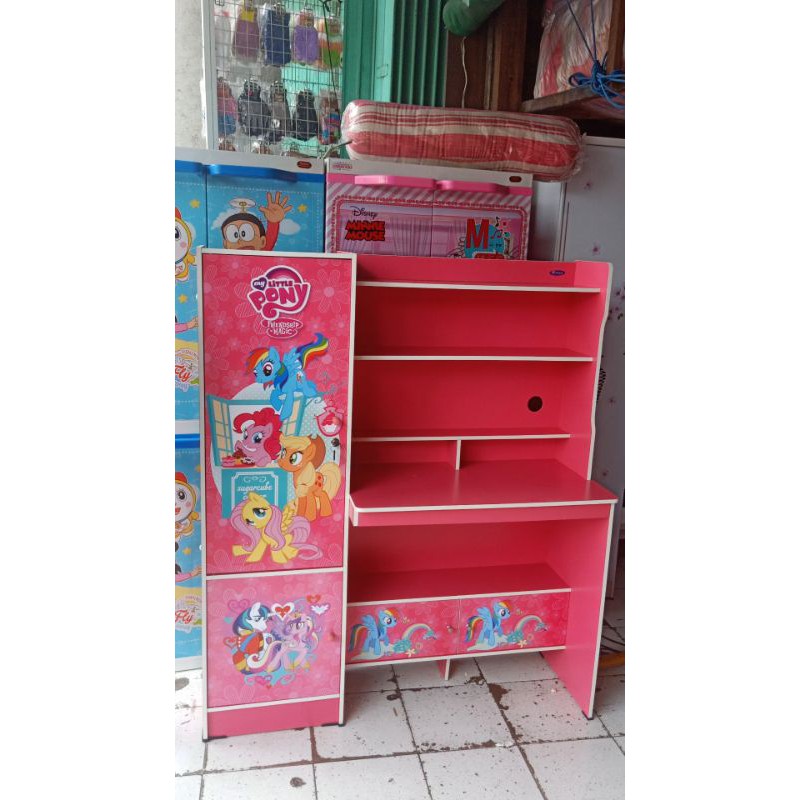 MEJA BELAJAR + LEMARI PAKAIAN KUDA PONY
