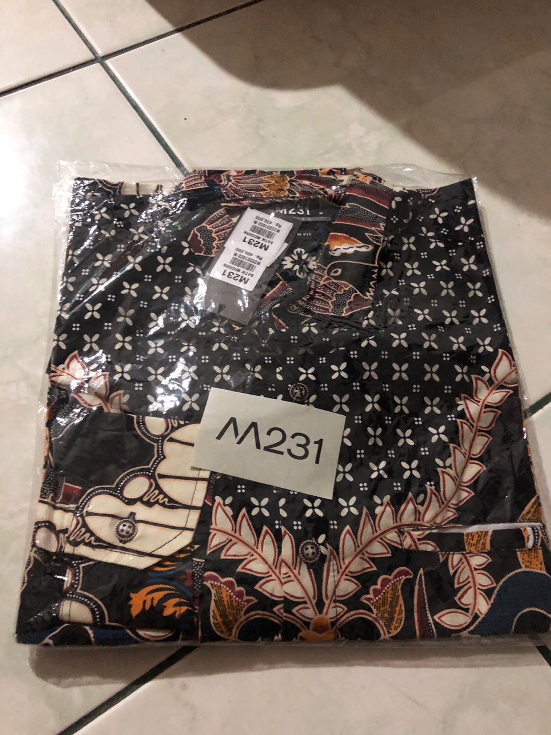 M231 Kemeja Pria Batik Panjang Hitam 1622