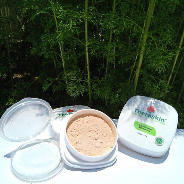 THERASKIN LOOSE POWDER WHITENING/BEDAK TABUR WHITENING THERASKIN