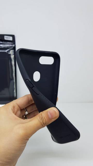 UME Enigma Series REALME U1 6.3 inchi Black Fiber Carbon Slim Design ANTI MELAR