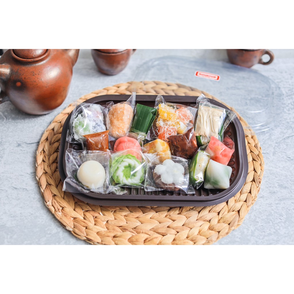 

Jajan Pasar Mix 15 pcs (dengan ketan durian dan lopis)