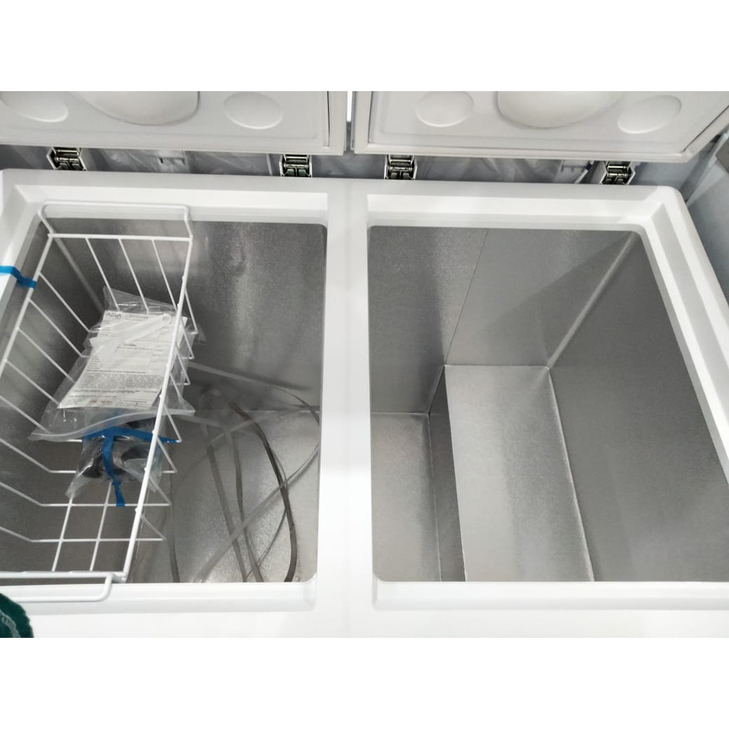 Aqua Japan Chest Freezer AQF 305 DC Dual Chamber Termurah Khusus Magelang