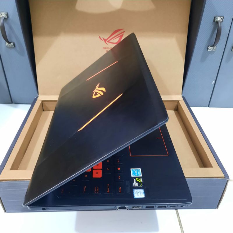 Laptop Gaming ASUS ROG STRIK GL553VW Cor i7 Ram 12GB SSD 256GB + HDD 1TB Nvdia GTX 960M 4GB Fullset dus Ori