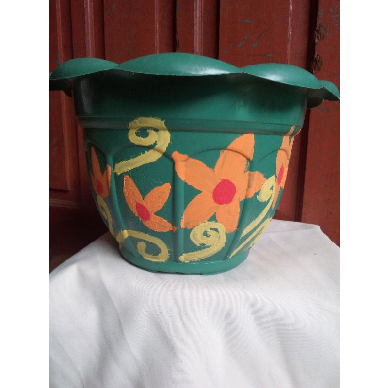 

POT LUKIS HIJAU HERO D27 T18 cm