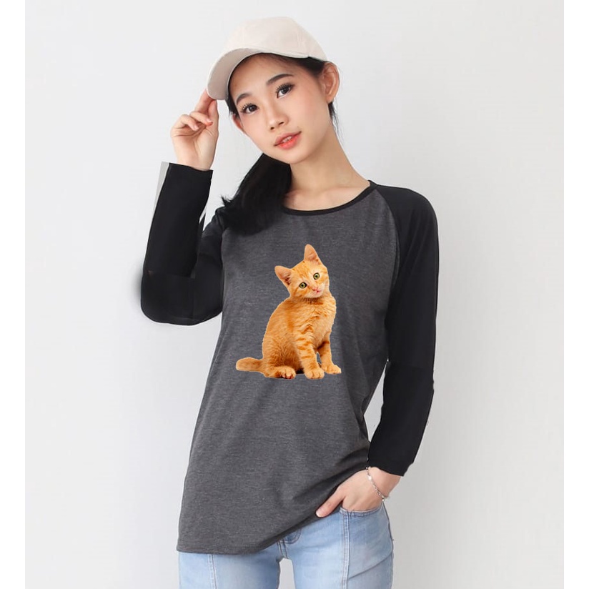 Kaos Raglan Abu Tua Lengan Panjang Gambar Kucing