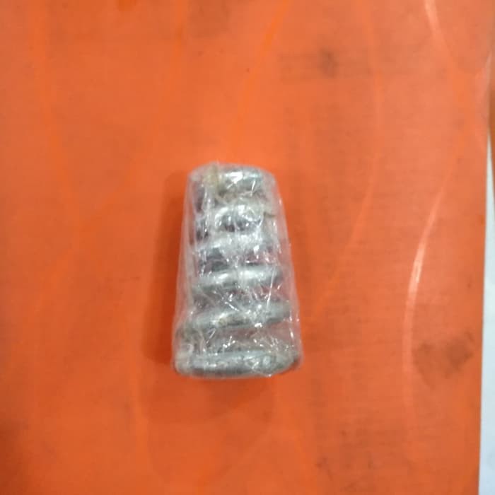 per keong jok depan vespa