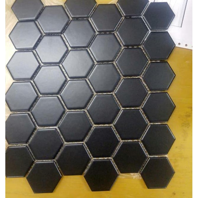 Paling Laris Keramik Mozaik Hexagonal Hitam Doff Shopee Indonesia