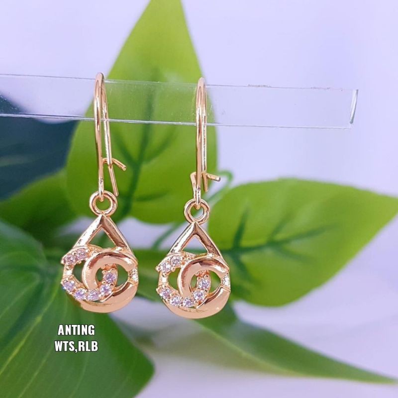 Anting titanium impor,awet,tahan lama