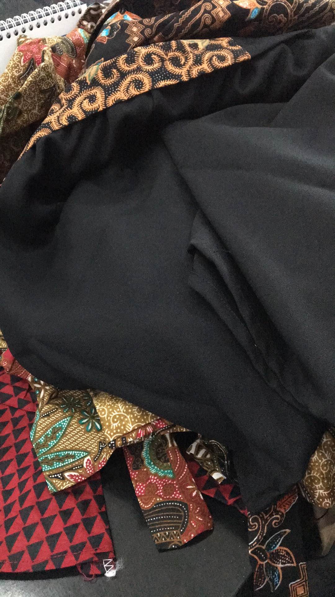 Atasan Batik Dolby Dolbi Dobby Doby Tenun Sutra Tulis Halus Katun Atbm Baron ,sarombit Atasan