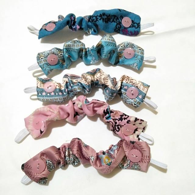 Pengait konektor masker earloop hijab Shopee Indonesia Pengait konektor masker earloop hijab Shopee Indonesia