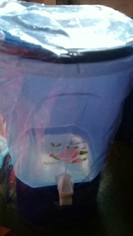 Tempat Air 8 Liter Mpw