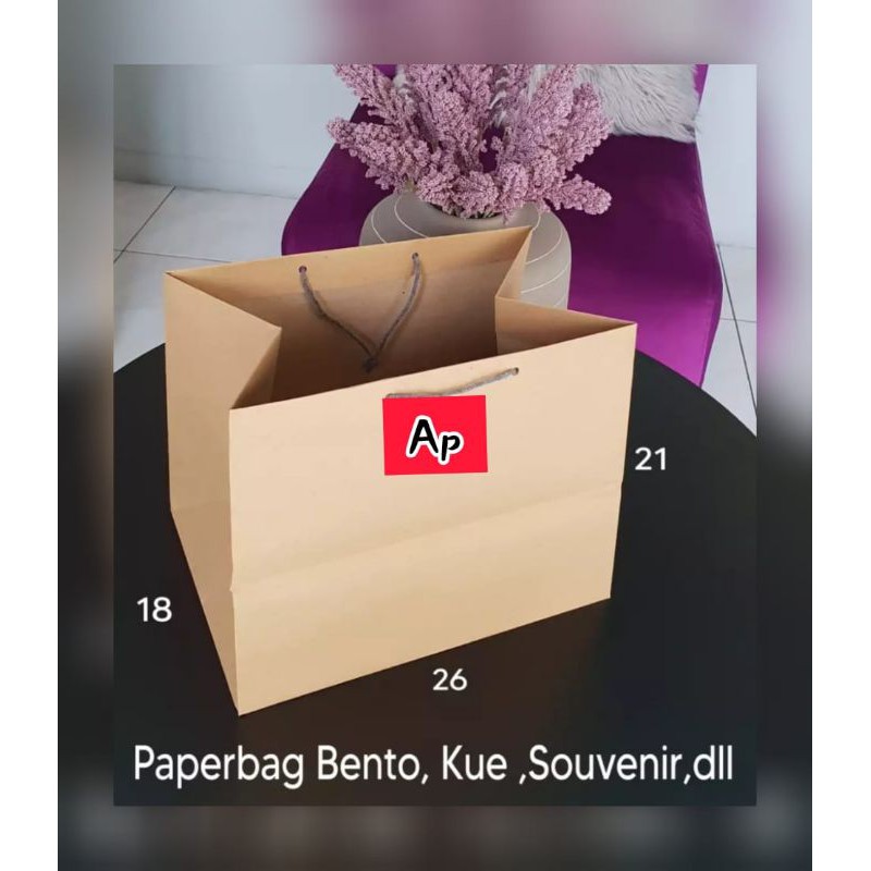 

Paper bag uk : 26 x 21 x 18 cm. Utk bento, souvenir, tempat kado