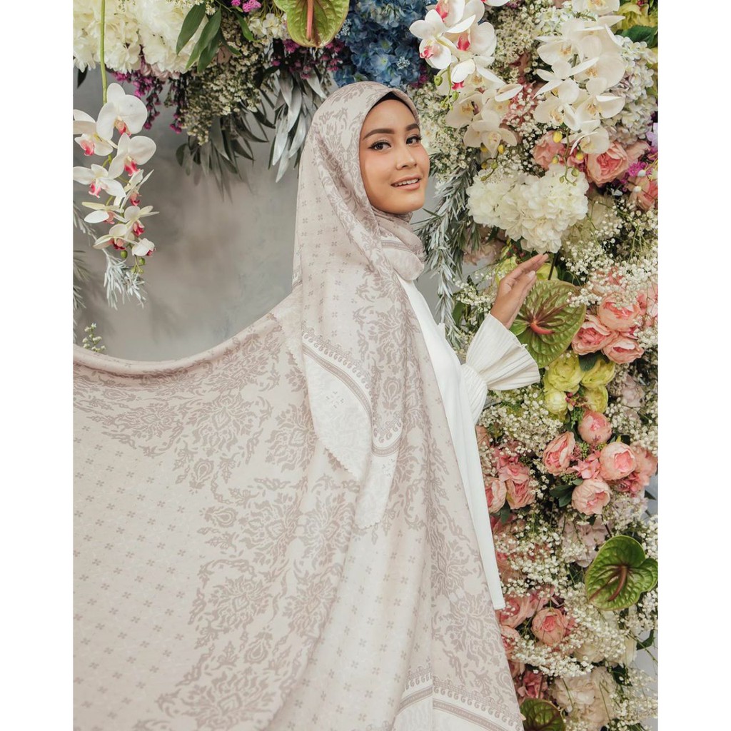 Anggrek Scarf Miltonia