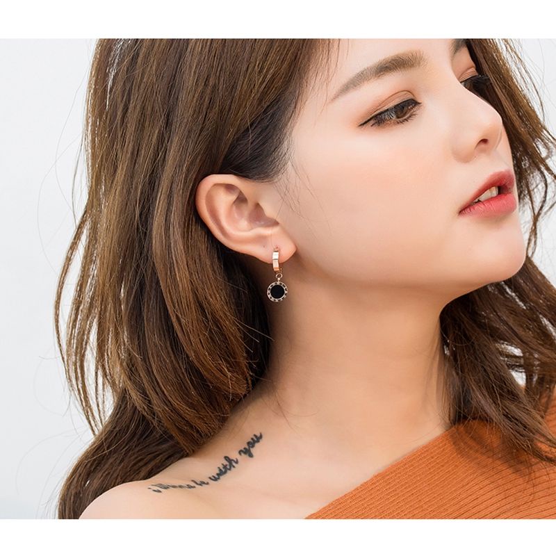 Anting Titanium Angka Romawi Jepit Premium Antikarat