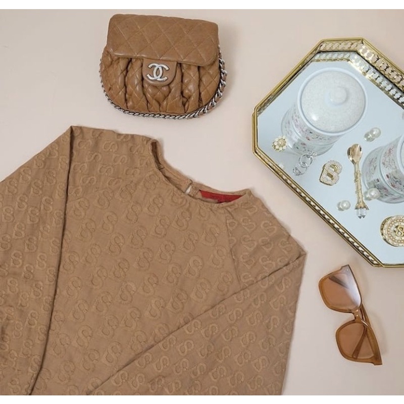 Eliza Top Benang Jarum Buttonscraves (Brown S)