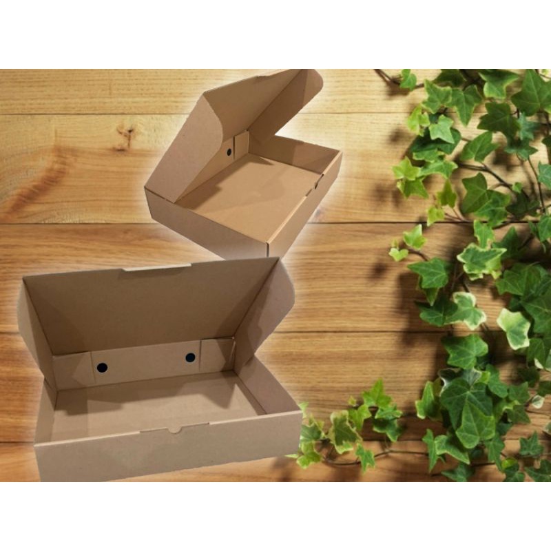 

kaos box/kotak kado/box kardus/packing kaos kado/box kaos/box kue/box serba guna/35x25x7