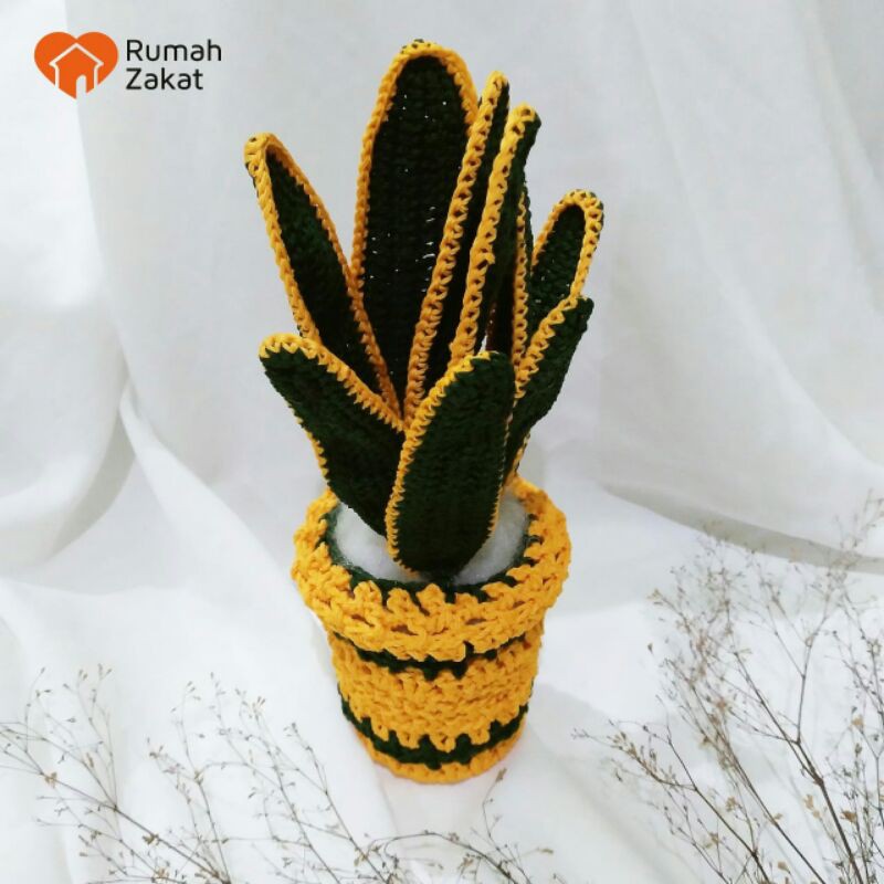 [READY STOCK] Lidah mertua artifisial rajut