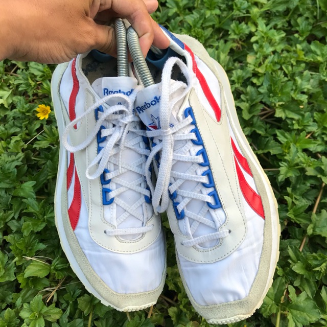 Reebok aztec france | Shopee Indonesia