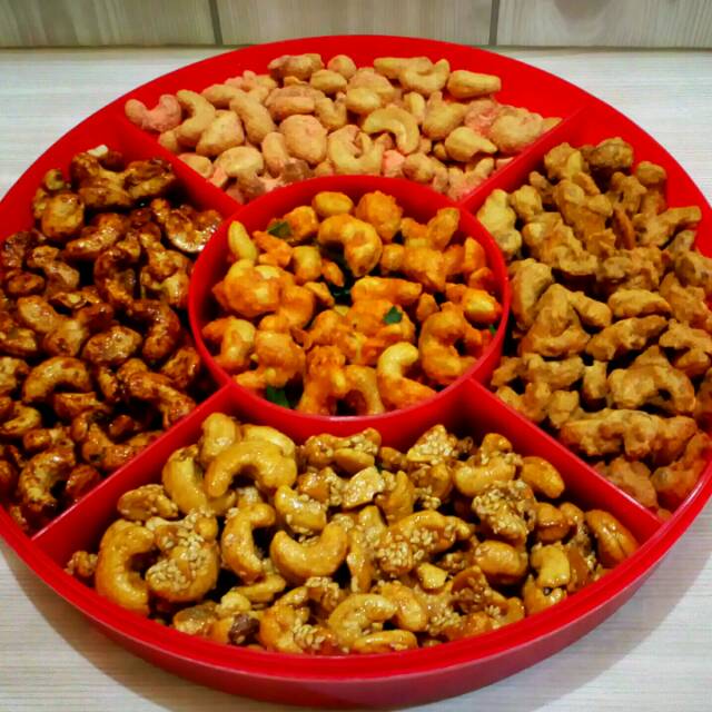 

Parcel kacang mede 5 rasa