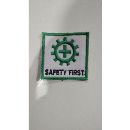 LOGO SAFETY FIRST/BEDGE SAFETY FIRST