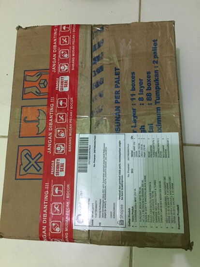 Rinso Cair Molto Rose Fresh & Perfume Essence  750 Ml